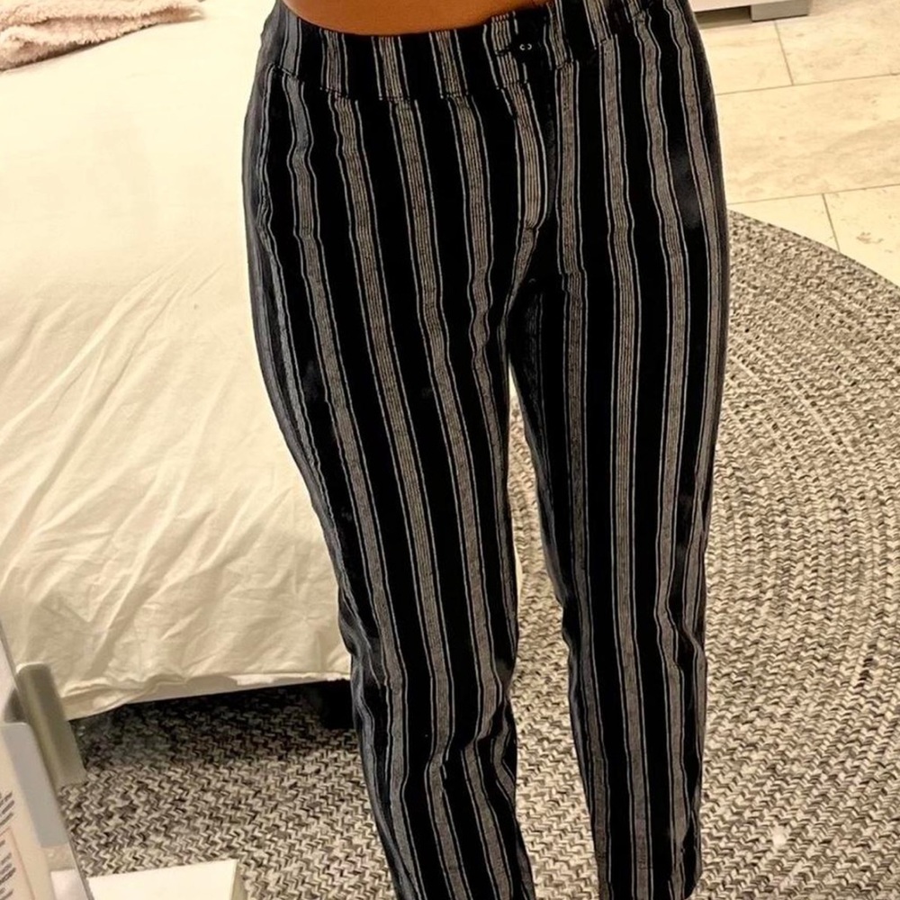 Brandy Melville striped stretchy pant.